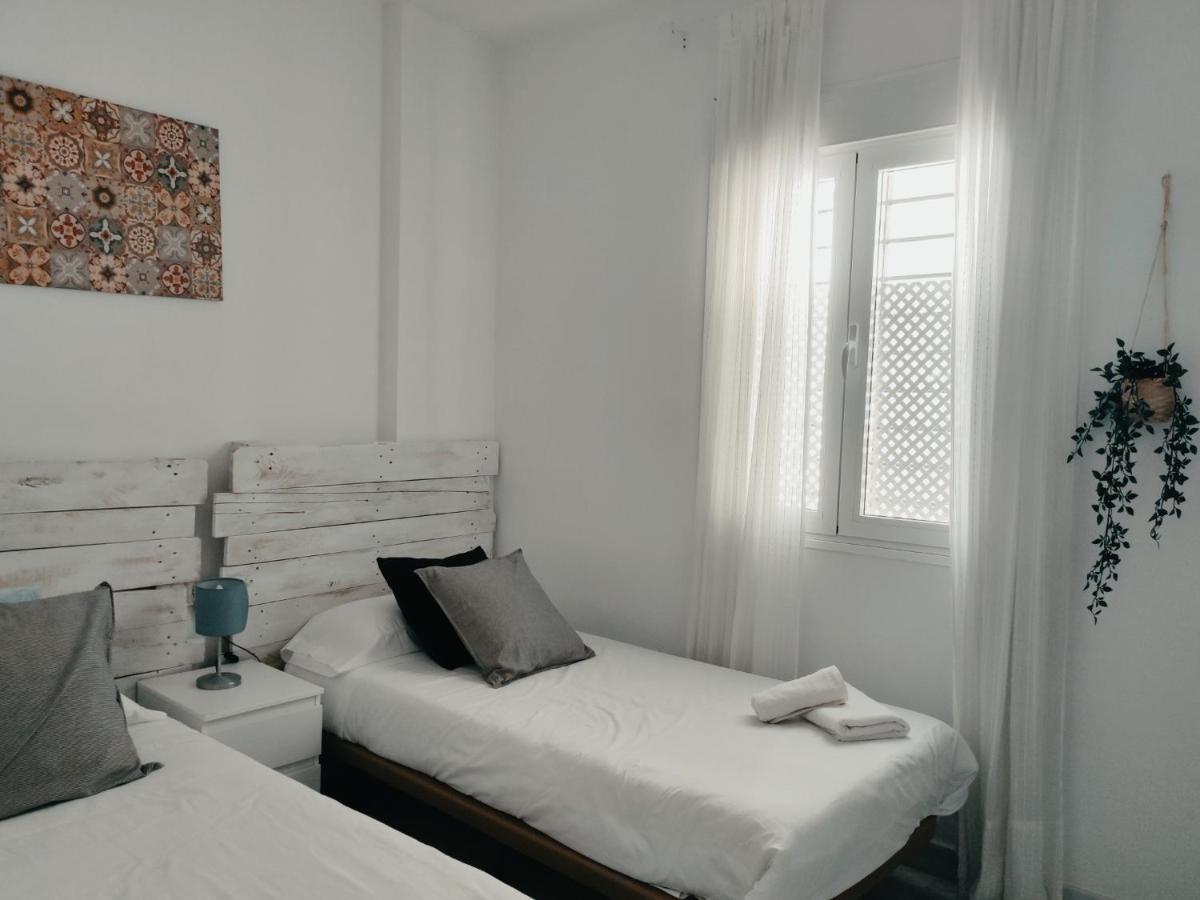 Appartement San Luis. Plaza De Parking Gratis!!! *
